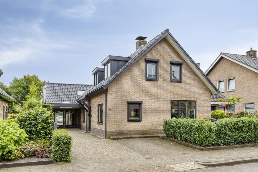 Broekhuizenstraat 25