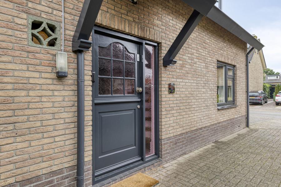 Broekhuizenstraat 25