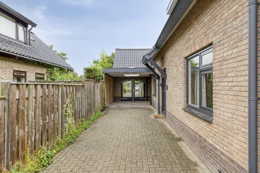 Broekhuizenstraat 25