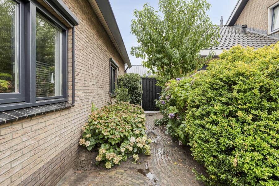 Broekhuizenstraat 25