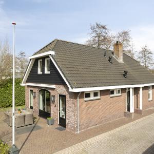 Domstraat 56 + 56 a
